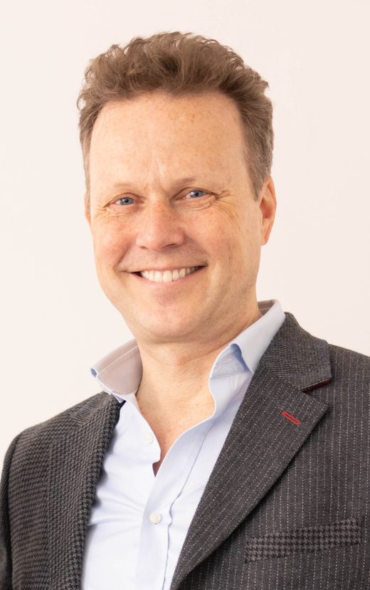 Dr Julian Kilburn